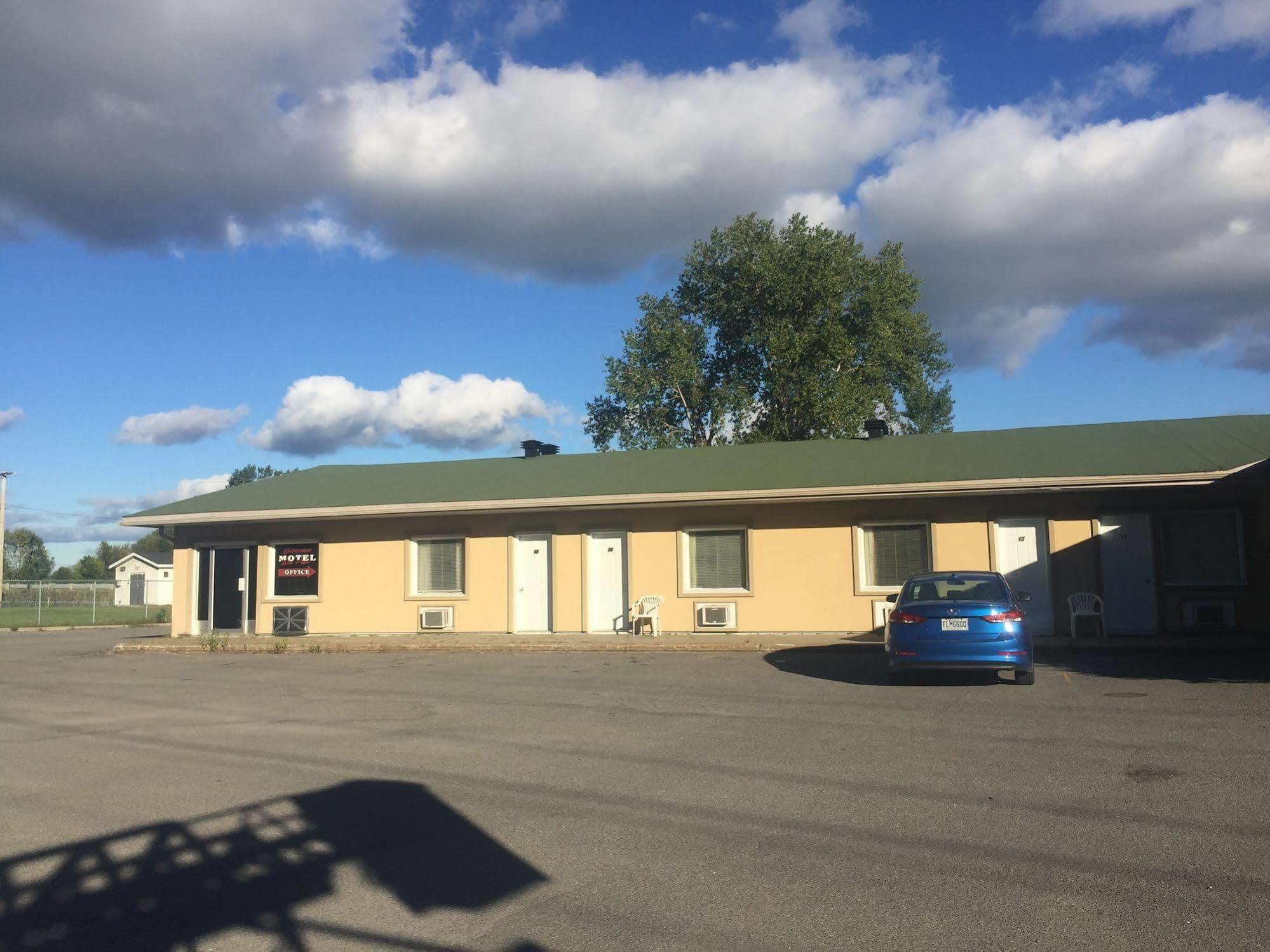 Motel Du Parc Masson Гатино Экстерьер фото